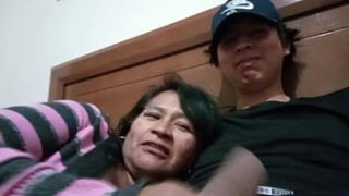 Malam Panas Bersama Ibu Mertua Yang Menggoda
