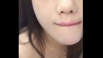 Gadis Remaja Cina Menggoda Dengan Bj Yang Menggairahkan