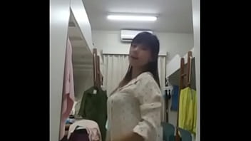 Mantan Kekasih Cindo Seksi Menggoda Dengan Tarian Telanjang Yang Membara