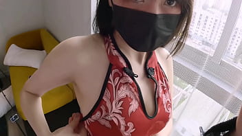 Pacar Asia-ku Yang Montok Dengan Payudara Besar Memakai Cheongsam Tiongkok Dan Kusodomi Sampai Dia Memancur
