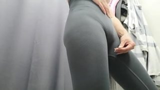 Kamar Ganti Rahasia, Gadis Rusia Montok Dengan Payudara Besar Dan Puting Menggoda