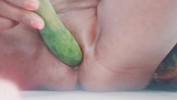 Desi Bhabhi Yang Menggoda Dan Menggairahkan
