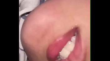 Tante Kesepian Merintih Minta Dipijat Biar Nggak Pegel Lagi