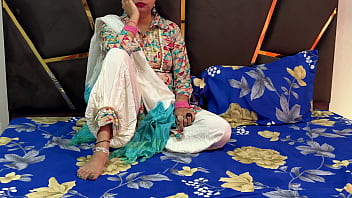 Video Panas Devar Dan Bhabhi: Bhabhi Pengen Hamil Dari Adik Ipar, Ngesek Keras Sampai Orgasme Asli Dengan Suara Hindi