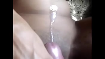Desi Memek Basah Penuh Sperma