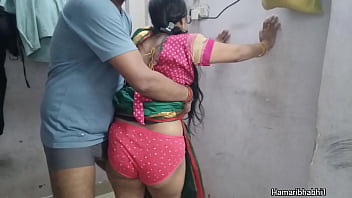 Bhabhi India Digoyang Keras Dengan Sari Masih Melekat