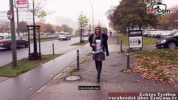Gadis Turki Jerman Digiring Ke Tempat Mesum Di Jalanan Untuk Seks Publik