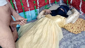 Gadis Desi Berbusana Kuning Dikentot Keras Kontol Besar India Di Xvideos Xxx