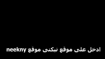 عاهرة القرية عفاف الشهوانية تفتح ساقيها لأي رجل مقابل عشرين جنية لأنها مدمنة على الجنس