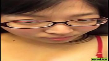 Gadis Asia Amatir Bugil Di Webcam, Aksi Mesra Dan Ranjang Yang Bikin Ngentot