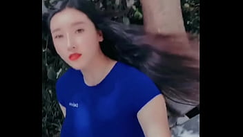 Gadis Asia Berpayudara Besar Dan Berbokong Montok