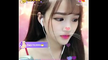 Gadis Asia Manis Menggoda Bercanda Mesra Di Uplive