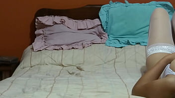 Kamera Tersembunyi – Ibu Tiri Latin Dan Anak Tirinya Saling Masturbasi, Dia Merintih Minta Ditusuk Kontol Besar Anaknya Yang Masuk Ke Dalam Memek Berbulu Nikmatnya