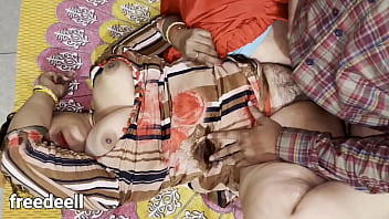 Chhote Bete Ne Apni Jawani Se Choda, Garam Garam Xxx Video