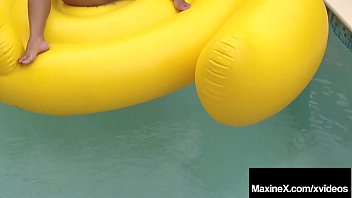 Maksim Kenikmatan Diri Maxine X, Milf Asia Yang Menggairahkan, Mengoceh Gila Pada Kontol Besar