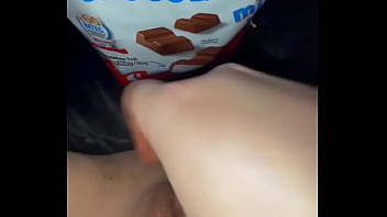 Gairah Ekstrem Makanan Dan Masturbasi Perempuan Arab 18 Tahun Perawan Dari Saudi, Si Putih Salju Arab Di Beverly Hills Los Angeles Amerika 2025 – Video Panjang Penuh Dengan Sensasi Aneh Dan Mewah