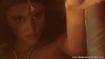 Pacar India Nekat Bugil Di Depanku