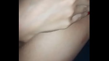 Novinha Gemendo De Tesão Enquanto Leva Rola E Tapas Na Bunda