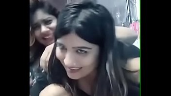 Gadis-gadis Desi Yang Menggoda Dan Penuh Nafsu
