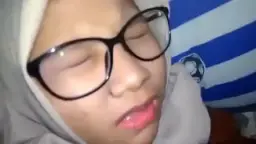 Mengerang Kesakitan Yang Nikmat