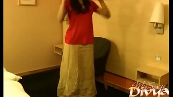 Gadis India Desi Berbicara Kotor Dan Mesra Di Rumah