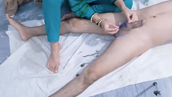 Pemandangan Desi India Dengan Adik Perempuan, Rambut Panjang Dan Lubang Belakang Yang Menggoda