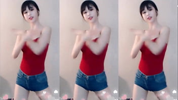 Cô Gái Trung Quốc Uốn éo Thân Hình Nóng Bỏng