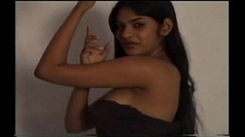 Panggilan Mesum Untuk Desi Yang Haus Orgasme