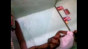 Gadis India Amatir Yang Menggoda