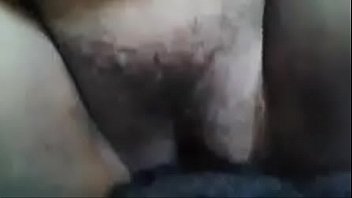 Gadis India Yang Menggoda Dengan Lekuk Tubuh Mempesona