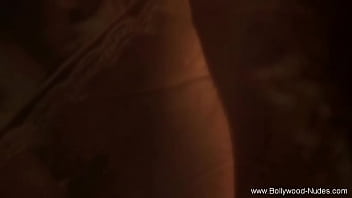 Ratu Tari India Yang Menggoda Dan Menggairahkan