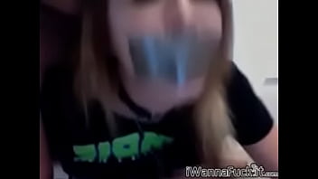 Gadis-gadis Telanjang Live Di Kamar Mandi