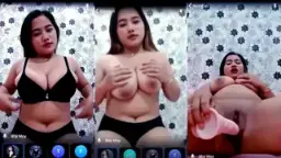 Gadis Muda Telanjang Dada Main Dildo Sampai Klimaks Di Live Telegram
