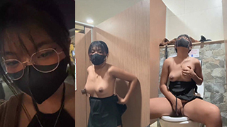 Goyang Di Mall: Nafsu Membara Di Balik Rak Baju