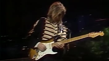 Eric Johnson Menggoyang Austin Dengan Gitar Panas Di 1988