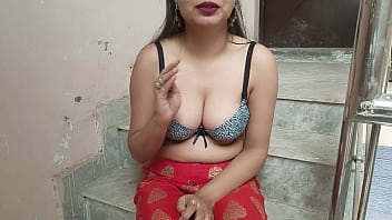 Kakak Tiri Desi Dan Adik Tiri Berhubungan Seks Nyata: Didi Mengelus Kontol Mungil Lalu Vagina-nya Dijilat Dengan Audio Hindi