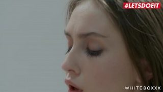 Gadis Rusia Seksi Masturbasi Erotis Sebelum Bercinta Keras Dengan Max Dior Dan Lena Reif