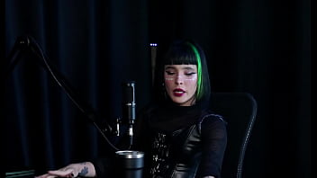 Dihujat Karena Bisnis Bokep, Dipanggil Kepala Sekolah Gara-gara Video Mesum Bocor, Keperawanan Hilang Di Ranjang Ibunya Sendiri – Kisah Panas Carol Rhcp (sheer/red)