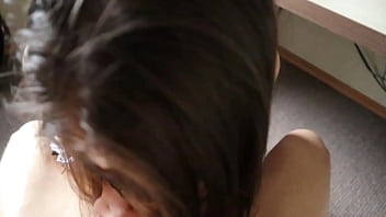 Pelayan Rusia Imut Yang Siap Melayani Kebutuhan Seksual