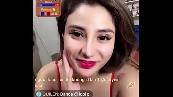Em Gái Nứng Show Hàng Nóng Bỏng Trên Bigo Live