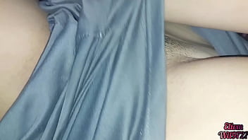 Desi Bermain Dengan Memek Sempit Adik Tiriku