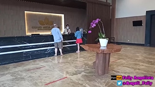 Kepuasan Tante Di Kamar Hotel Yang Menggoda