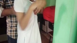 Menggila Di Lubang Pantat Adik Perempuanku Yang Baru 18 Dalam Video Seks Dehati