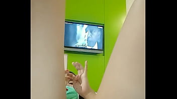 Siaran Langsung Panas: Tonton Aku Di Layar, Sayang