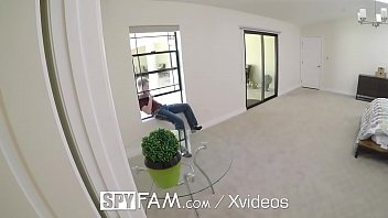 Kakak Tiriku Yang Nympho Dan Agresif Mengeksploitasi Dengan Ganas