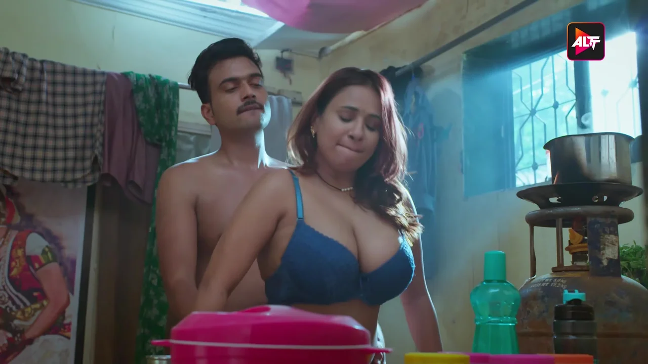 Kisah Panas 2024: Adegan Mesra Di Episode Perdana Seri Web Hindi Xxx