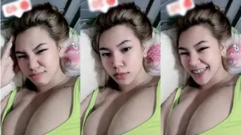 Tiktoker Malas Pamer Belahan Dada Montok Dan Menggoda