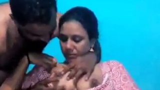 Video Mesum Guru – Bercumbu Dengan Tukang Bangunan