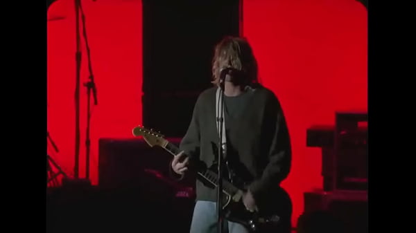 Pria Di Kursi Tukang Cukur: Nirvana Mengguncang Panggung 1991