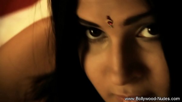 Pacar Cokelat Seksi Dari Bollywood India